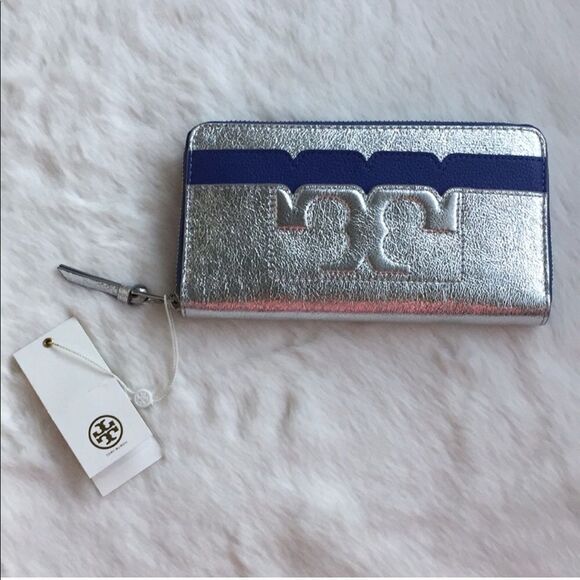 TB ScallopT metallic iPhone wristlet - Picture 1 of 9